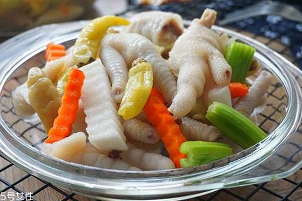 泡椒鳳爪多少錢一斤 自制更劃算 泡椒鳳爪多少錢一斤 自制更劃算