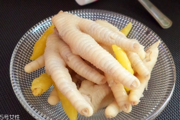 泡椒鳳爪多少錢一斤 自制更劃算 泡椒鳳爪多少錢一斤 自制更劃算