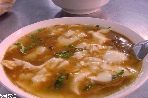 豆腐腦多大嬰兒可以吃 必看的知識(shí)點(diǎn) 豆腐腦多大嬰兒可以吃 必看的知識(shí)點(diǎn)