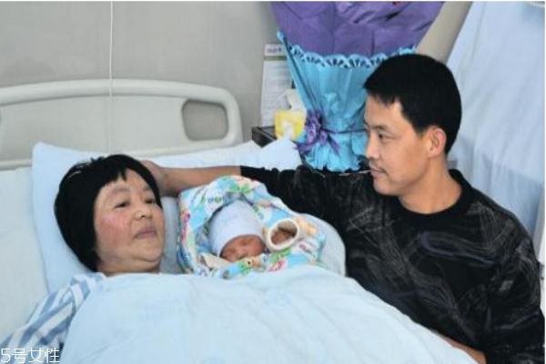 女性可以生二胎的最新條件是什么 女性可以生二胎的最新條件是什么