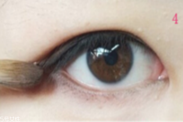 內(nèi)雙眼線怎么畫漂亮 內(nèi)雙眼線的畫法 內(nèi)雙眼線怎么畫漂亮 內(nèi)雙眼線的畫法