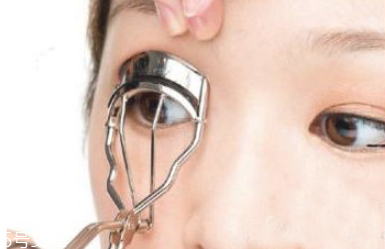 內(nèi)雙怎么化眼妝好看 超hot內(nèi)雙變無(wú)辜大眼妝 內(nèi)雙怎么化眼妝好看 超hot內(nèi)雙變無(wú)辜大眼妝