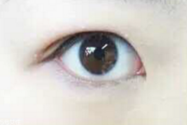 內(nèi)雙怎么畫眼線不暈染 內(nèi)雙眼線這樣畫 內(nèi)雙怎么畫眼線不暈染 內(nèi)雙眼線這樣畫