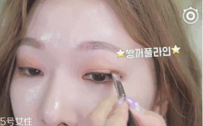 單眼皮內(nèi)雙怎么畫眼妝 內(nèi)雙眼妝畫法步驟圖解 單眼皮內(nèi)雙怎么畫眼妝 內(nèi)雙眼妝畫法步驟圖解