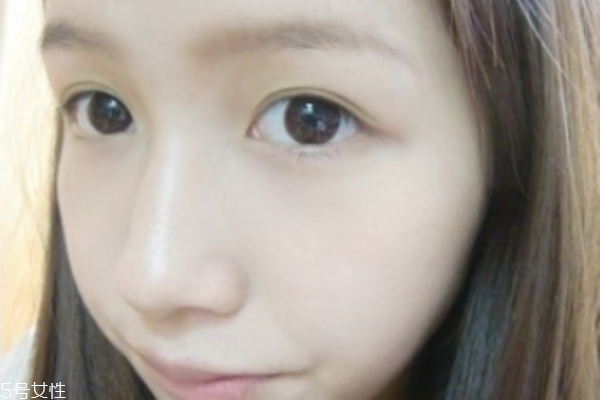 怎么快速學會化妝 最簡單眼妝畫法教程 怎么快速學會化妝 最簡單眼妝畫法教程