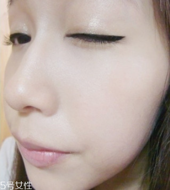 怎么快速學會化妝 最簡單眼妝畫法教程 怎么快速學會化妝 最簡單眼妝畫法教程
