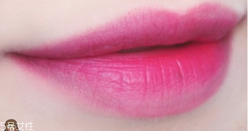 怎么快速學會化妝 最簡單眼妝畫法教程 怎么快速學會化妝 最簡單眼妝畫法教程