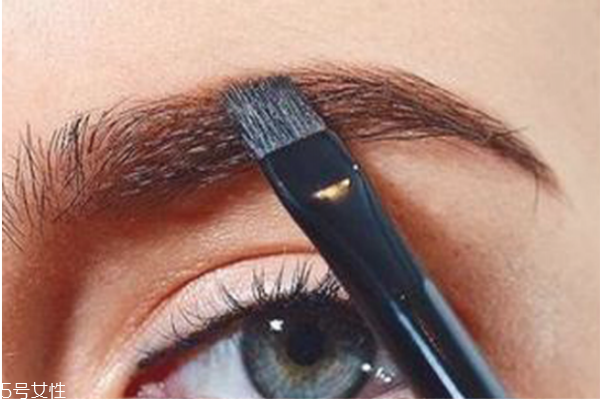 畫(huà)眉用眉筆好還是眉粉好 畫(huà)眉用眉粉還是眉筆 畫(huà)眉用眉筆好還是眉粉好 畫(huà)眉用眉粉還是眉筆