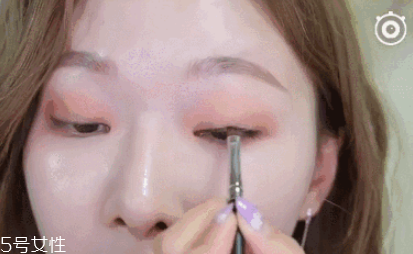 單眼皮內(nèi)雙怎么畫眼妝 內(nèi)雙眼妝畫法步驟圖解 單眼皮內(nèi)雙怎么畫眼妝 內(nèi)雙眼妝畫法步驟圖解