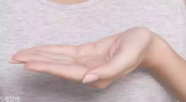 卸妝乳適合什么皮膚用 卸妝乳應該這樣選 卸妝乳適合什么皮膚用 卸妝乳應該這樣選