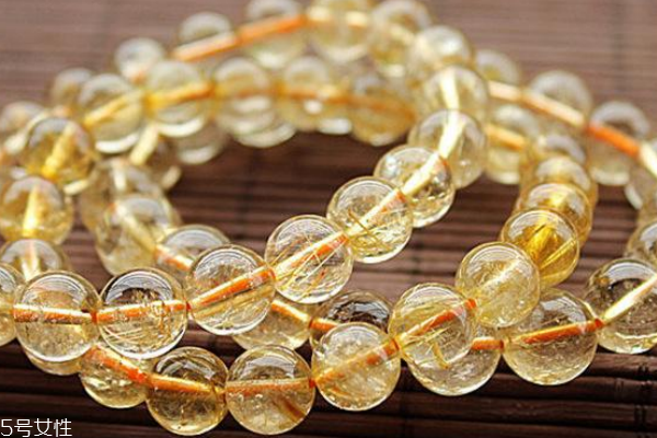 金鈦晶的功效與作用 招財辟邪好處多 金鈦晶的功效與作用 招財辟邪好處多