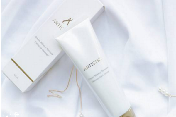 卸妝乳適合什么皮膚用 卸妝乳應該這樣選 卸妝乳適合什么皮膚用 卸妝乳應該這樣選