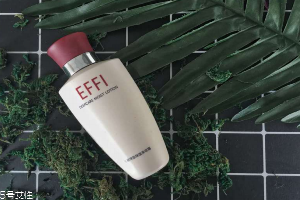 玉麗美容露怎么使用 國(guó)民素顏霜養(yǎng)成蜜肌 玉麗美容露怎么使用 國(guó)民素顏霜養(yǎng)成蜜肌