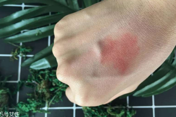 玉麗美容露怎么使用 國(guó)民素顏霜養(yǎng)成蜜肌 玉麗美容露怎么使用 國(guó)民素顏霜養(yǎng)成蜜肌