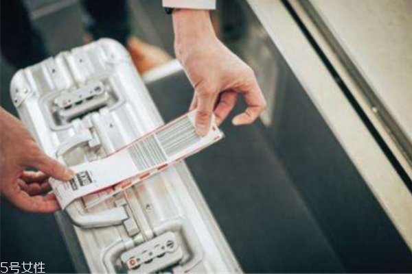 卸妝油能帶上飛機(jī)嗎 卸妝油能托運(yùn) 卸妝油能帶上飛機(jī)嗎 卸妝油能托運(yùn)