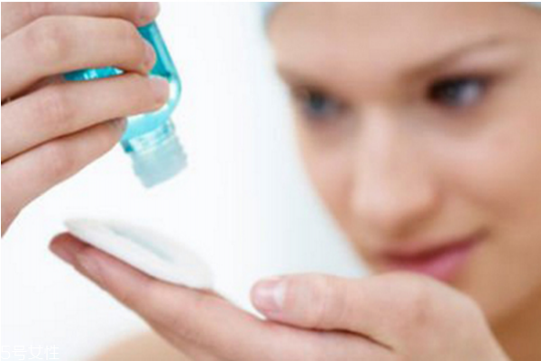 卸妝油能帶上飛機(jī)嗎 卸妝油能托運(yùn) 卸妝油能帶上飛機(jī)嗎 卸妝油能托運(yùn)