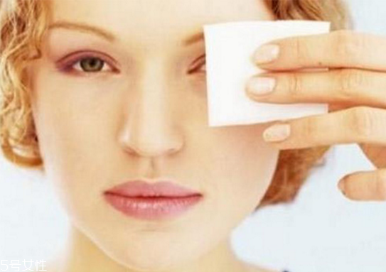 卸妝油能帶上飛機(jī)嗎 卸妝油能托運(yùn) 卸妝油能帶上飛機(jī)嗎 卸妝油能托運(yùn)