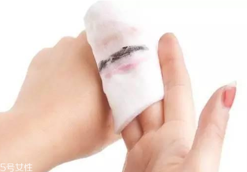 卸妝油能帶上飛機(jī)嗎 卸妝油能托運(yùn) 卸妝油能帶上飛機(jī)嗎 卸妝油能托運(yùn)