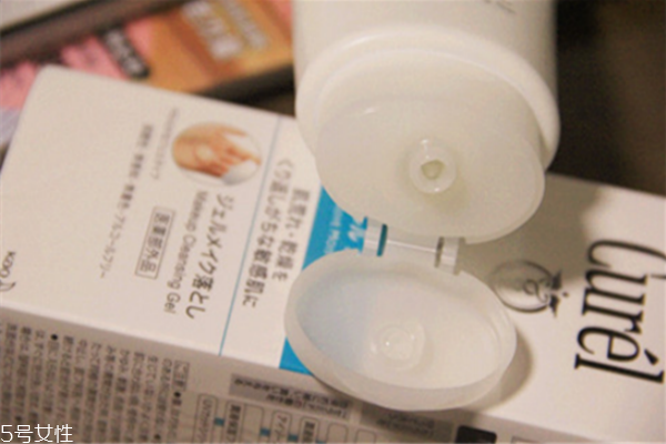 珂潤(rùn)卸妝啫喱要乳化嗎 珂潤(rùn)卸妝啫喱成分 珂潤(rùn)卸妝啫喱要乳化嗎 珂潤(rùn)卸妝啫喱成分