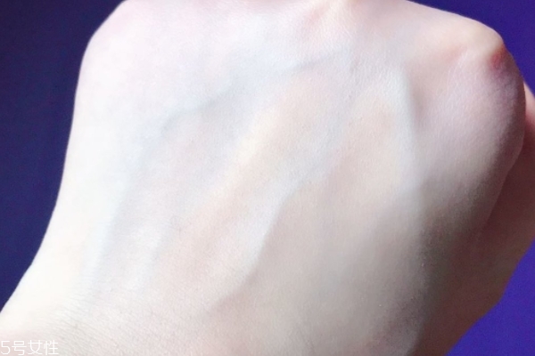 曼秀雷敦防曬隔離乳怎么樣 用著還可以 曼秀雷敦防曬隔離乳怎么樣 用著還可以