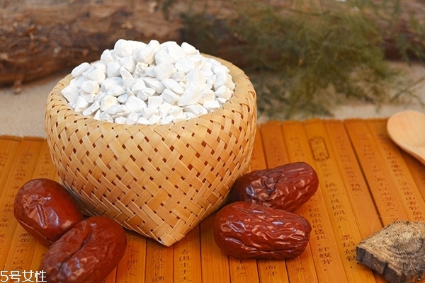 葛粉的功效與作用 效果還挺多 葛粉的功效與作用 效果還挺多