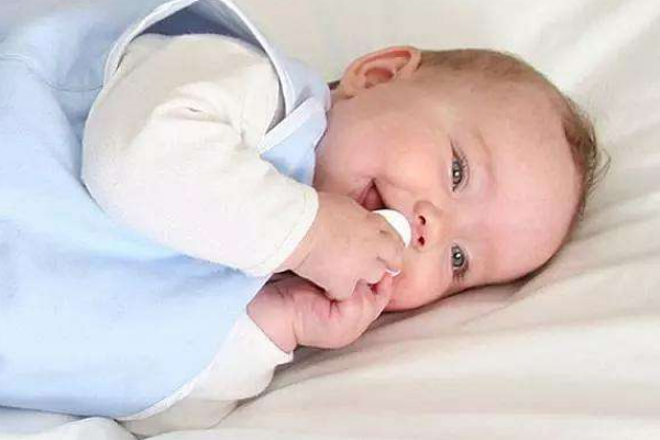 喂奶時體溫37度最適宜 喂奶時體溫37度最適宜