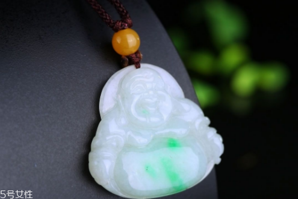 翡翠彌勒佛怎么挑選 注意這些細節(jié)