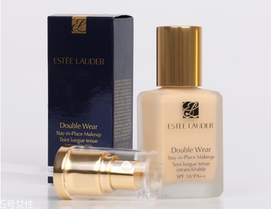 皮膚油怎么化妝 油皮化妝小技巧 皮膚油怎么化妝 油皮化妝小技巧