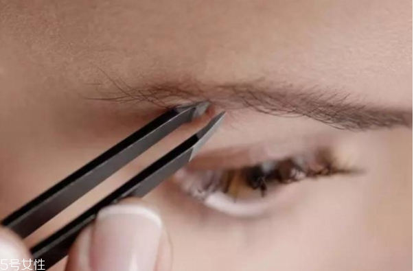 哪個牌子的遮瑕膏好用 遮瑕可以很簡單 哪個牌子的遮瑕膏好用 遮瑕可以很簡單