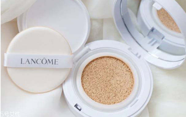 遮瑕筆和氣墊哪個先用 無暇底妝遮瑕一步搞定 遮瑕筆和氣墊哪個先用 無暇底妝遮瑕一步搞定