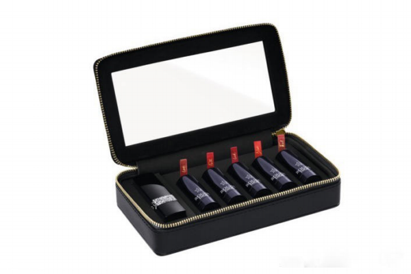 迪奧2018圣誕限量口紅多少錢 11月2日開(kāi)始發(fā)售