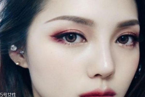 烘焙定妝是什么意思 適合烘焙定妝的蜜粉推薦 烘焙定妝是什么意思 適合烘焙定妝的蜜粉推薦