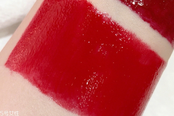 ysl黑管唇釉哪個(gè)顯白 ysl黑管最顯白的五個(gè)色號