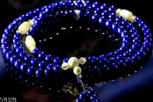 青金石的功效與作用 對(duì)身心皆有好處 青金石的功效與作用 對(duì)身心皆有好處