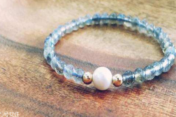 拉長(zhǎng)石的功效與作用 有助于增強(qiáng)體力 拉長(zhǎng)石的功效與作用 有助于增強(qiáng)體力