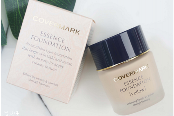 粉底霜可以直接涂嗎 直接涂對肌膚傷害很大 粉底霜可以直接涂嗎 直接涂對肌膚傷害很大