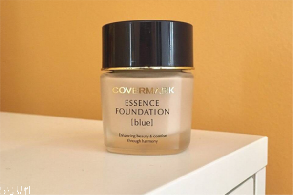 粉底霜可以直接涂嗎 直接涂對肌膚傷害很大 粉底霜可以直接涂嗎 直接涂對肌膚傷害很大