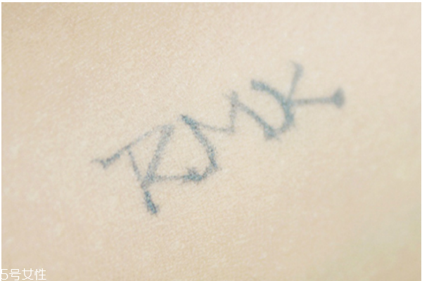 rmk粉底霜怎么樣 rmk粉底霜色號 rmk粉底霜怎么樣 rmk粉底霜色號