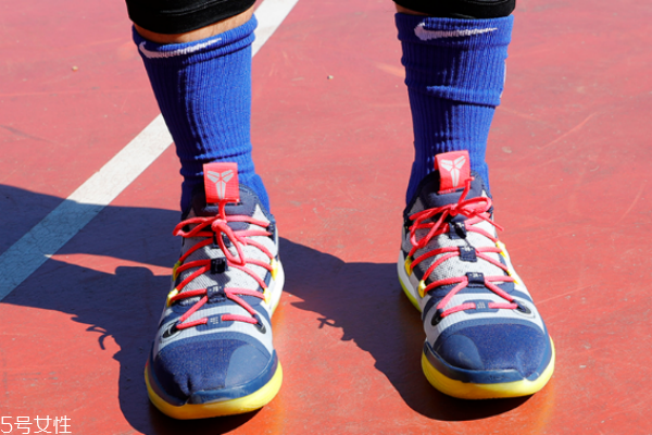 耐克kobe ad ep2018實戰(zhàn)測評 科比生日戰(zhàn)靴 耐克kobe ad ep2018實戰(zhàn)測評 科比生日戰(zhàn)靴