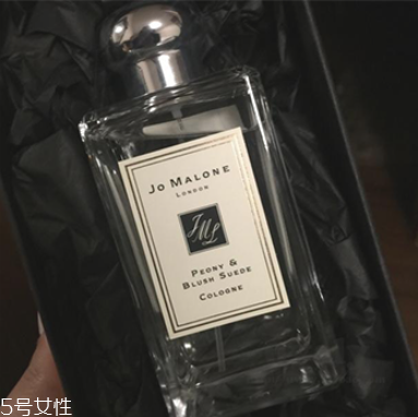 祖馬龍牡丹與胭紅麂絨好聞嗎 祖馬龍牡丹與胭紅麂絨香評 祖馬龍牡丹與胭紅麂絨好聞嗎 祖馬龍牡丹與胭紅麂絨香評