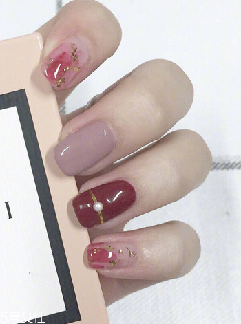 名創(chuàng)優(yōu)品指甲油色號推薦 5塊錢巨顯白巨溫柔 名創(chuàng)優(yōu)品指甲油色號推薦 5塊錢巨顯白巨溫柔