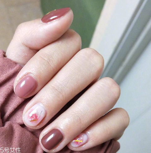 名創(chuàng)優(yōu)品指甲油色號推薦 5塊錢巨顯白巨溫柔 名創(chuàng)優(yōu)品指甲油色號推薦 5塊錢巨顯白巨溫柔