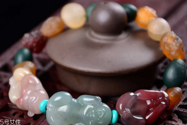 鹽源瑪瑙有收藏價(jià)值嗎 值得投資 鹽源瑪瑙有收藏價(jià)值嗎 值得投資