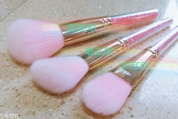 少女心的化妝刷推薦 美膩的小姐姐都該來一套 少女心的化妝刷推薦 美膩的小姐姐都該來一套