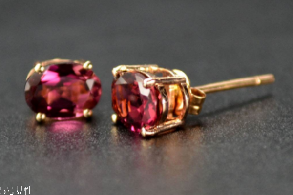 紅碧璽有收藏價(jià)值嗎 要注意品質(zhì)選擇 紅碧璽有收藏價(jià)值嗎 要注意品質(zhì)選擇