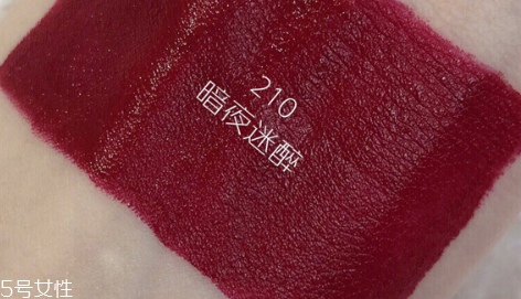 完美日記小黑鉆哪個色最好看 5支秋冬最顯白的顏色 完美日記小黑鉆哪個色最好看 5支秋冬最顯白的顏色