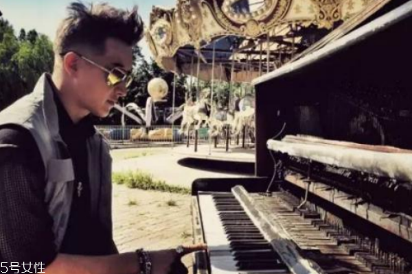 burqa ange是什么牌子 潮牌眼鏡代表 burqa ange是什么牌子 潮牌眼鏡代表