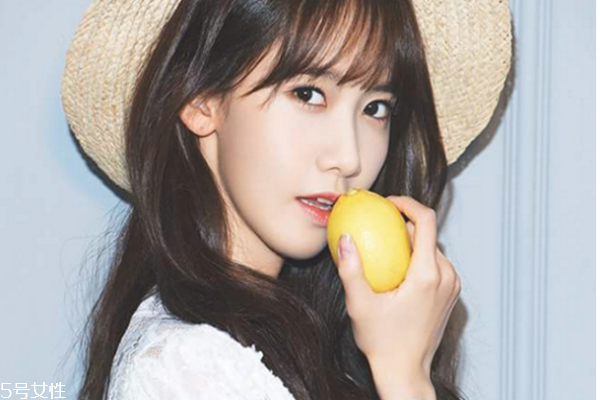 如何美白皮膚小竅門(mén) 擺脫暗沉黑皮膚的方法 如何美白皮膚小竅門(mén) 擺脫暗沉黑皮膚的方法