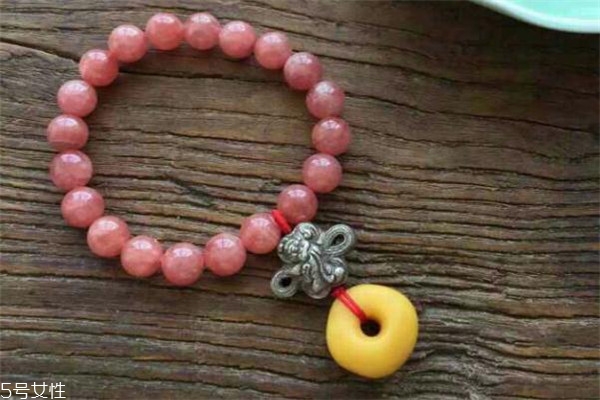 紅紋石怎么保養(yǎng) 這些方法要注意 紅紋石怎么保養(yǎng) 這些方法要注意