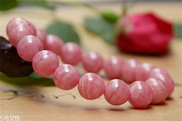 紅紋石怎么保養(yǎng) 這些方法要注意 紅紋石怎么保養(yǎng) 這些方法要注意